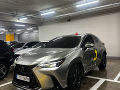 Photo of the vehicle Lexus NX