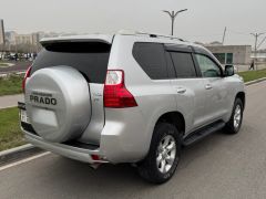 Сүрөт унаа Toyota Land Cruiser Prado