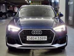 Photo of the vehicle Audi A4