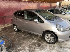 Фото авто Honda Fit