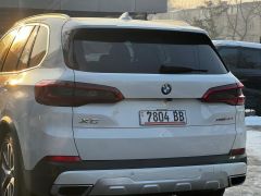 Photo of the vehicle BMW X5