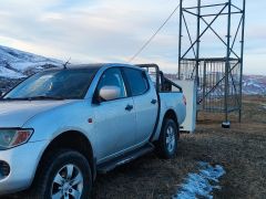 Photo of the vehicle Mitsubishi L200