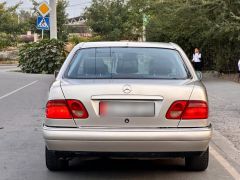 Photo of the vehicle Mercedes-Benz E-Класс