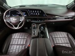 Сүрөт унаа Cadillac Escalade