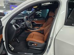 Photo of the vehicle BMW X7