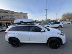 Сүрөт унаа Toyota Highlander