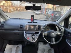 Фото авто Toyota Wish