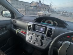 Сүрөт унаа Toyota Raum