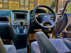 Сүрөт унаа Honda Stream