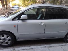 Сүрөт унаа Toyota Avensis Verso