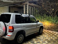 Сүрөт унаа Mitsubishi Pajero iO