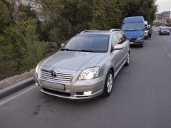 Сүрөт унаа Toyota Avensis