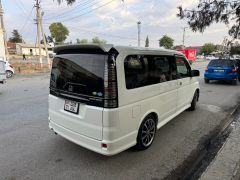 Фото авто Honda Stepwgn