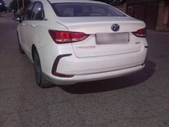 Фото авто BAIC EU5