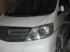 Фото авто Toyota Alphard