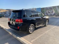 Photo of the vehicle Lexus LX