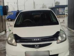 Photo of the vehicle Honda Fit