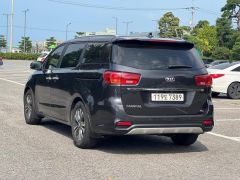 Сүрөт унаа Kia Carnival