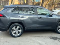 Сүрөт унаа Toyota RAV4