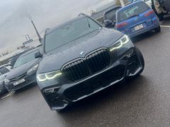 Фото авто BMW X7