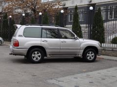 Сүрөт унаа Toyota Land Cruiser