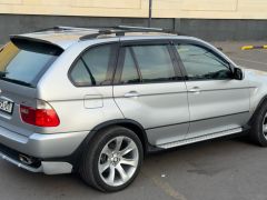 Photo of the vehicle BMW X5