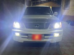 Photo of the vehicle Lexus LX