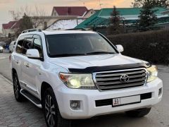 Сүрөт унаа Toyota Land Cruiser