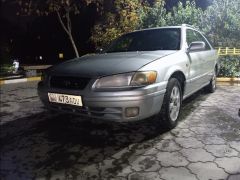 Сүрөт унаа Toyota Camry