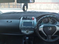 Фото авто Honda Fit