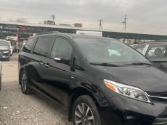 Сүрөт унаа Toyota Sienna