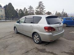 Фото авто Toyota Ipsum