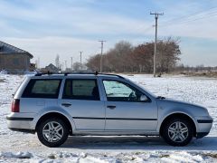 Фото авто Volkswagen Golf