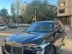 Фото авто BMW X7