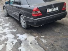 Сүрөт унаа Mercedes-Benz C-Класс