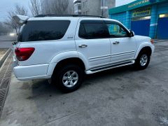 Сүрөт унаа Toyota Sequoia