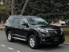 Photo of the vehicle Toyota Land Cruiser Prado