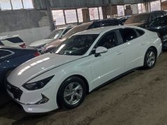 Photo of the vehicle Hyundai Sonata