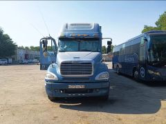 Фото авто Freightliner Columbia