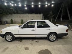 Фото авто Mercedes-Benz W124