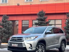 Фото авто Toyota Highlander