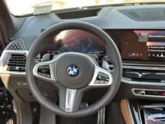 Photo of the vehicle BMW X5