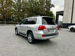 Сүрөт унаа Toyota Land Cruiser