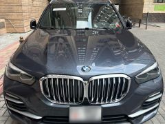 Photo of the vehicle BMW X5