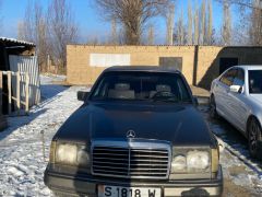 Сүрөт унаа Mercedes-Benz W124