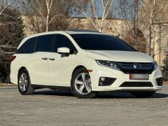 Фото авто Honda Odyssey