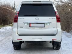 Photo of the vehicle Lexus GX