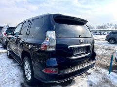 Photo of the vehicle Lexus GX