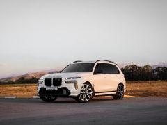 Фото авто BMW X7