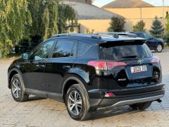 Photo of the vehicle Toyota RAV4